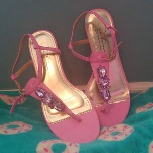 BRAND NEW NEVER WORN Lilac Rhinestone Sandal